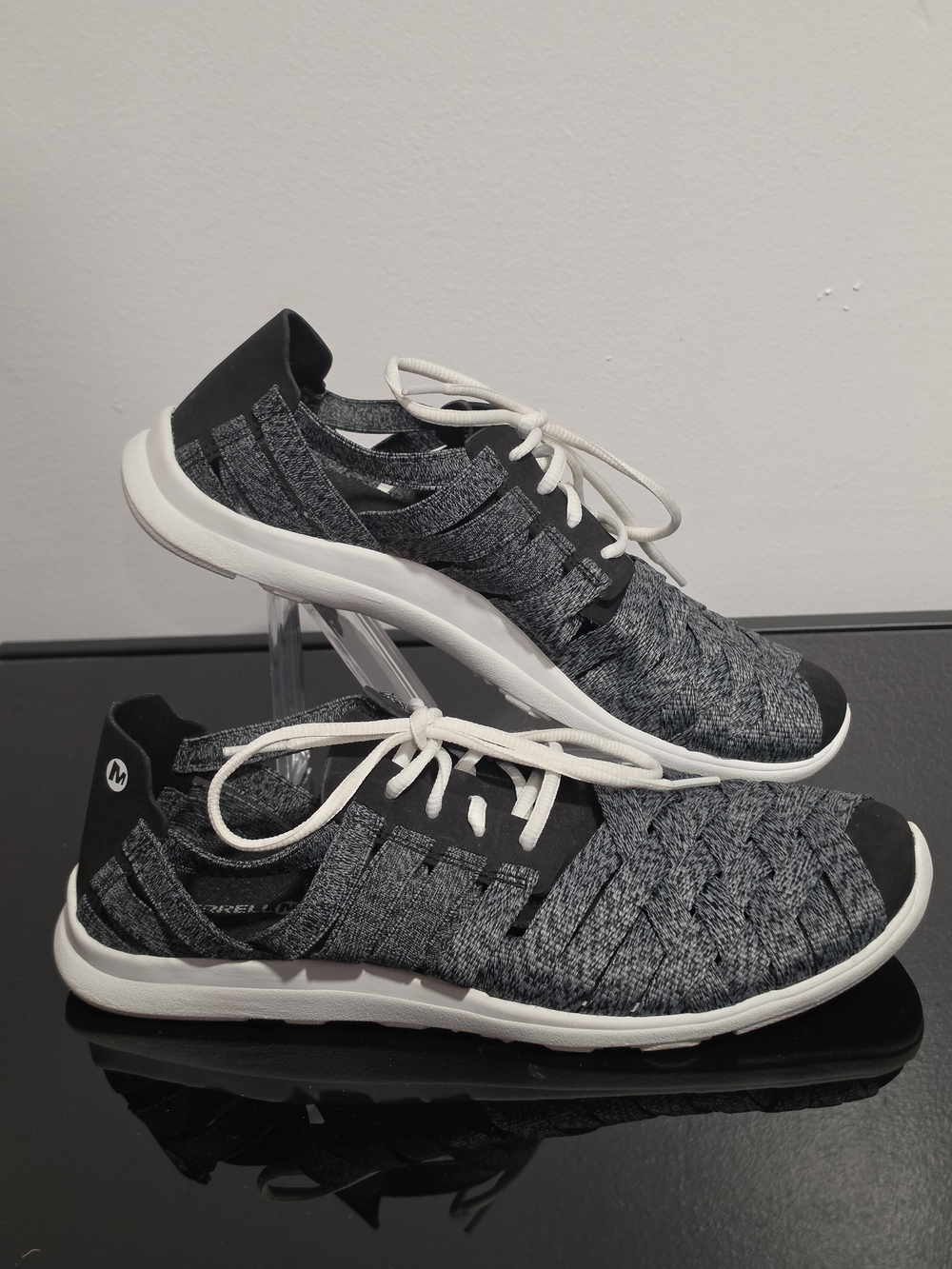 Merrell Flora Kye Black Gray Woven Lace Up Performance Shoes Women's Size 8.5